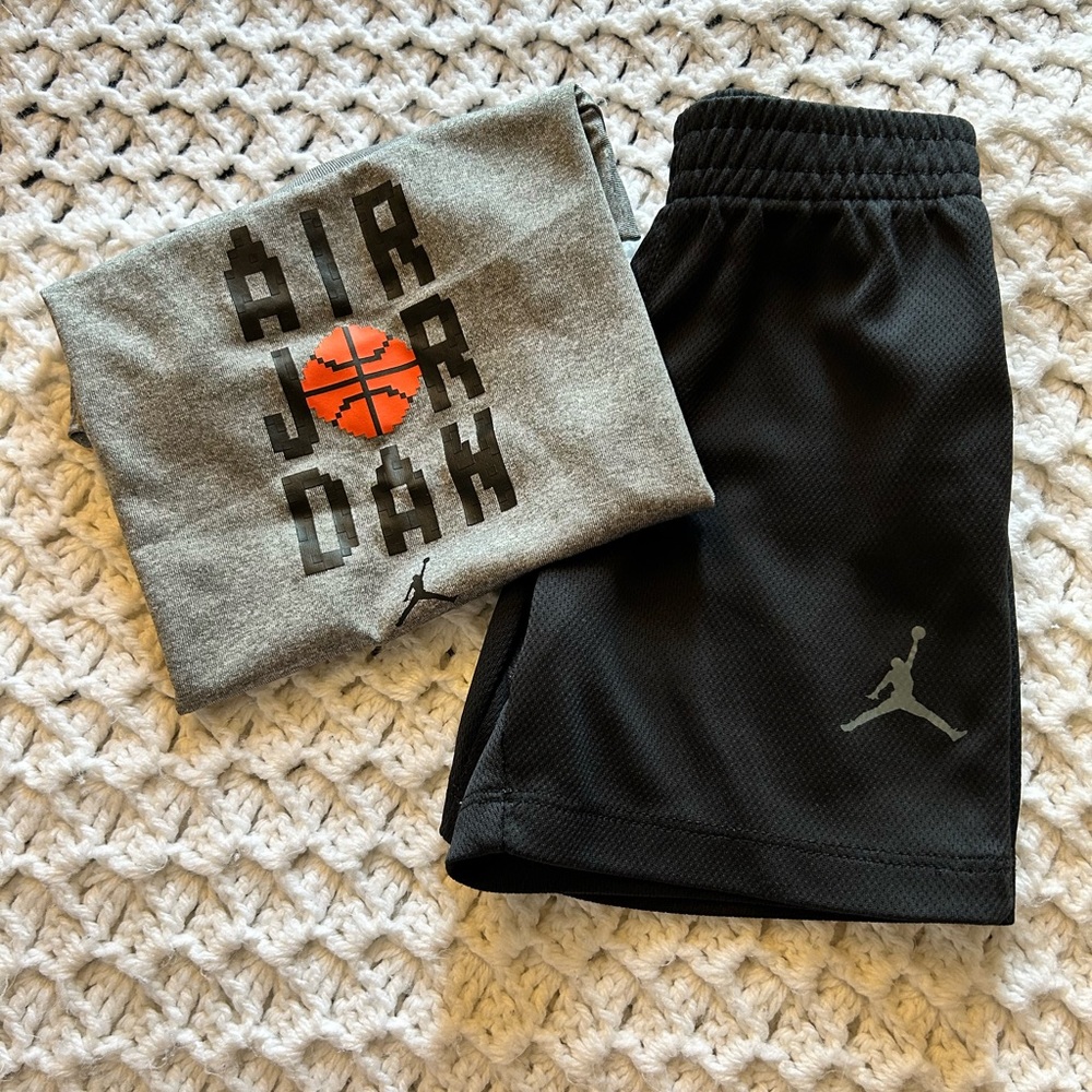 Boys Nike Air Jordan Set